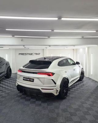Lamborghini Urus Корпус из углеродного волокна Kit URUS 1016 стиль углеродного волокна передний губный диффузер спойлер капот колесная арка