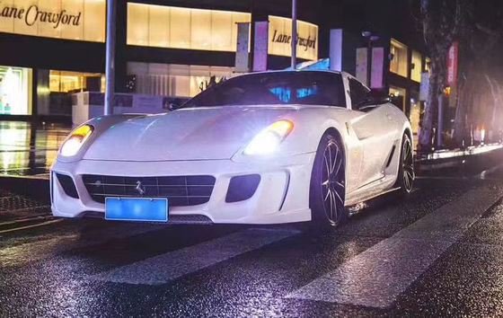 Для Ferrari 599 Body Kit 599 Усовершенствованный стиль VORS Передний и задний бампер Боковой юбки Спойлер Углеродные волокна Body Kit