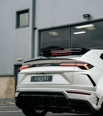 1016 Style Wide Body Kit для Lamborghini Urus Углеродные волокна Корпусный комплект Urus Углеродные волокна Передняя губа Диффузерный спойлер Hood Широкий корпус