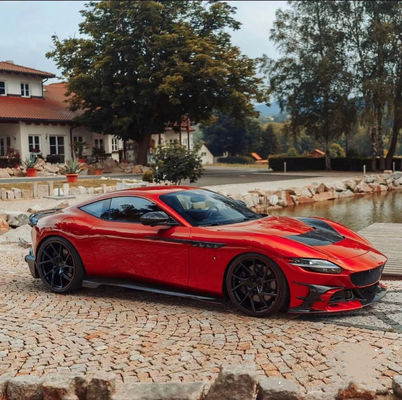 Для Ferrari Roma Корпус из углеродного волокна