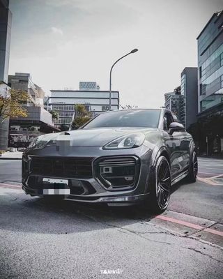 Комплект корпуса из углеродного волокна Cayenne для Porsche Cayenne MTR Сухой корпус из углеродного волокна