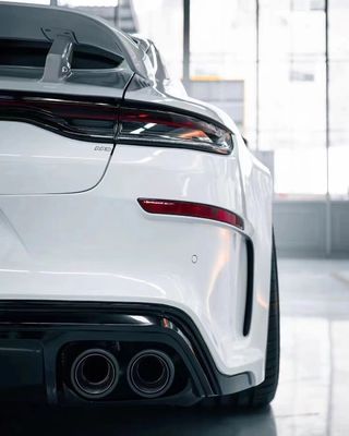 Автозапчасти для Porsche Palamela 971 Спойлер Паламела 971 была модернизирована с Спойлером из углеродного волокна стиля Techart