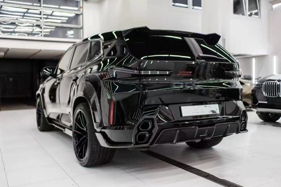 Для BMW XM Углеродные волокна Широкостроительный комплект XM Upgrades RNG-стиль Углеродные волокна Передний губный диффузер Колесо арки Спойлер Hood Широкостроительный корпус