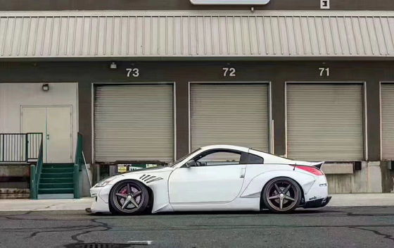 350Z Nissan Body Kit Резиновая волокна Бампер Задний диффузер Авто Передний спойлер Боковая юбка