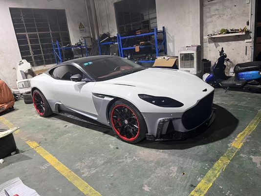 DB11 Aston Martin Широкофункциональный комплект Зелёный бампер Лип Сплитер Db11 Корпусный комплект