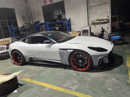 DB11 Aston Martin Широкофункциональный комплект Зелёный бампер Лип Сплитер Db11 Корпусный комплект